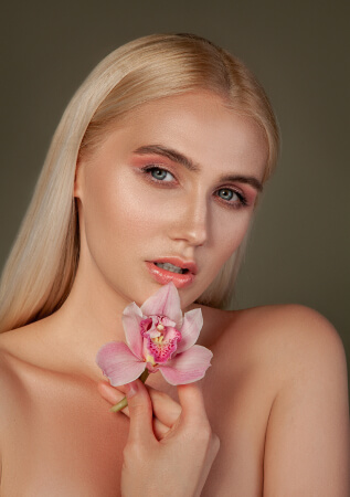 Girls with flower